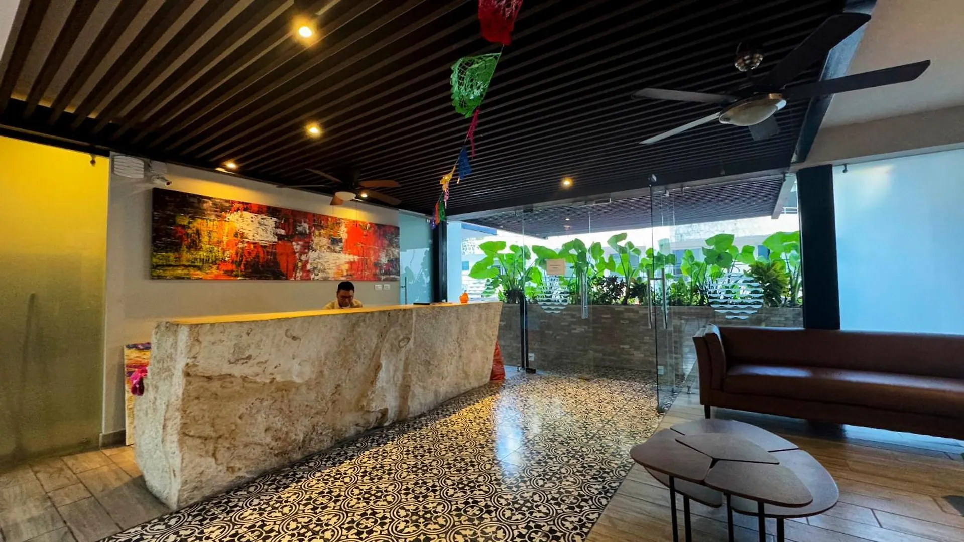 Modern 2-Bedroom, 2-Bath Apartment In The Heart Of Playa Del Carmen- Arenis Condos 0*,