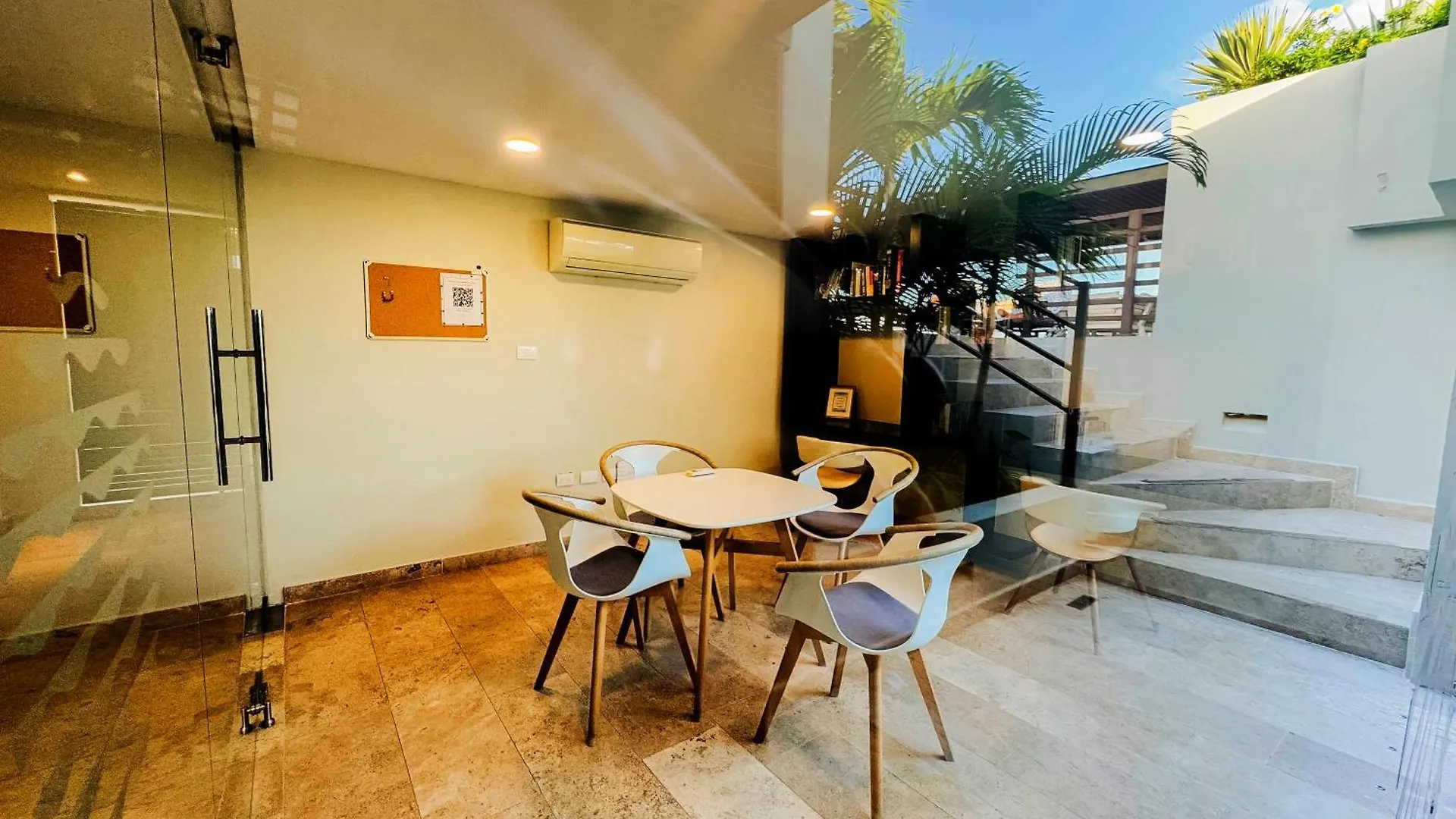 Modern 2-Bedroom, 2-Bath Apartment In The Heart Of Playa Del Carmen- Arenis Condos