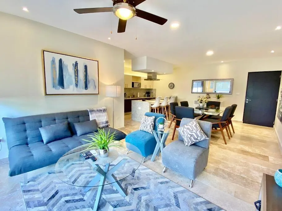 Modern 2-Bedroom, 2-Bath Apartment In The Heart Of Playa Del Carmen- Arenis Condos
